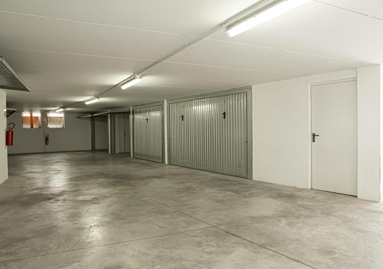 Sirmione Rosselli Apartments מראה חיצוני תמונה