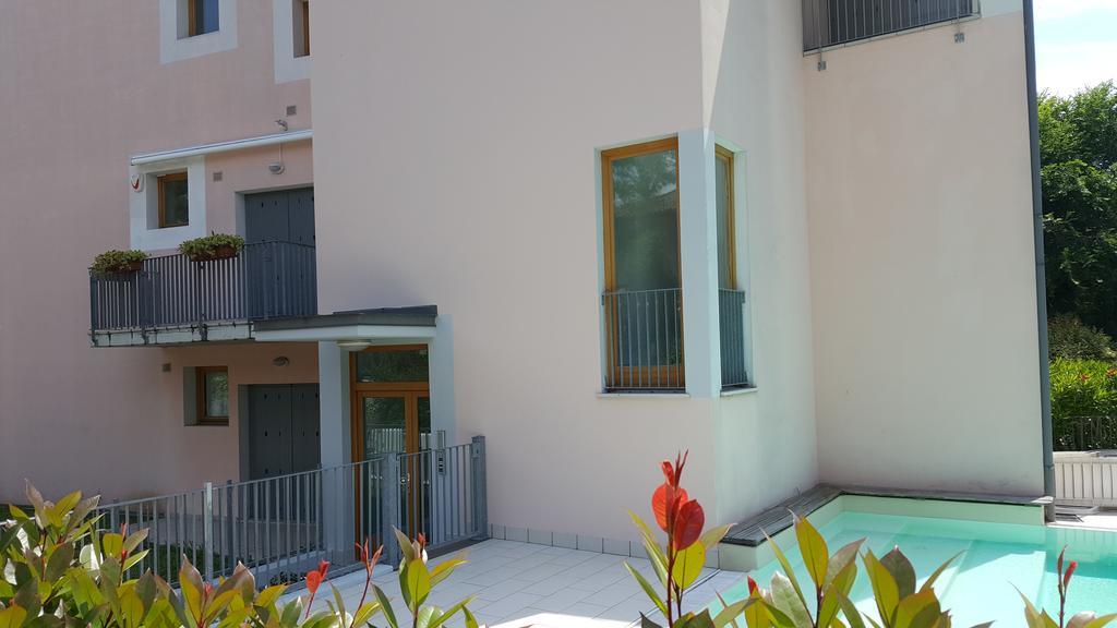 Sirmione Rosselli Apartments מראה חיצוני תמונה