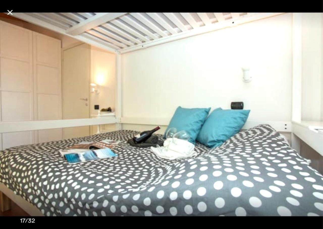 Sirmione Rosselli Apartments מראה חיצוני תמונה